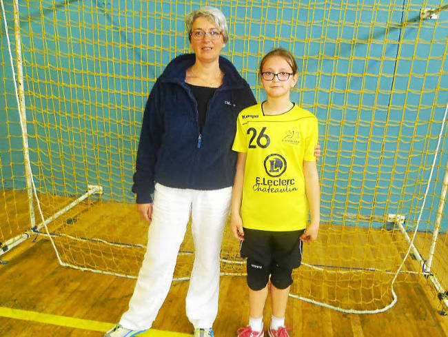 La gardienne de but Lisa Boudu, avec Claudie, l'une des responsables des moins de 13 ans filles, a été souvent déterminante dans les buts.