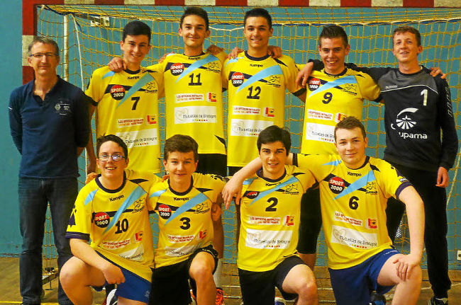 Les U18 G (2), champions départementaux 2016-2017.